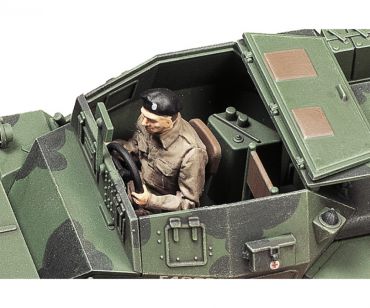 Tamiya 1:48 WWII Brit. Panzerspähwagen Dingo II