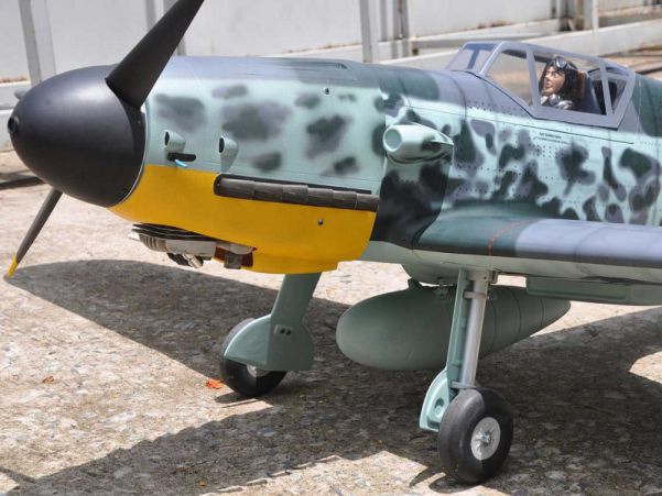 Black Horse Messerschmitt BF109 G-Version / 2255mm